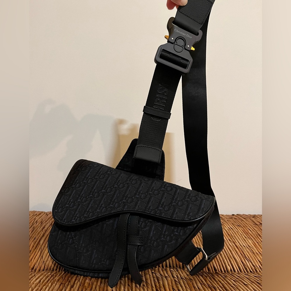 Oblique Jacquard saddle Bag